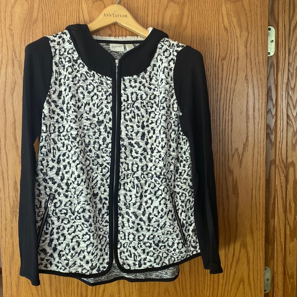 Zenergy Hooded Black Jacket